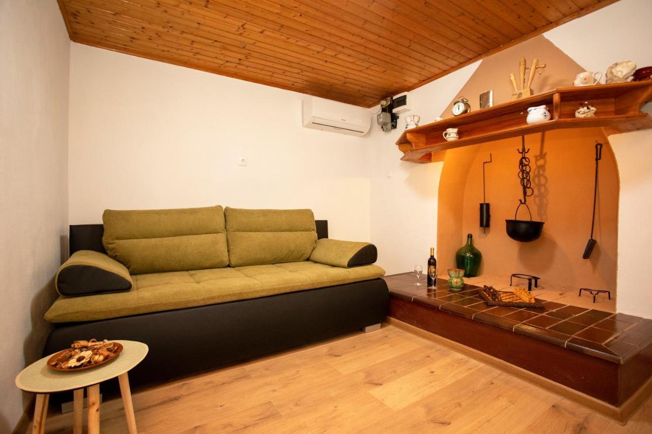 Holiday House Nono Лабин Екстериор снимка